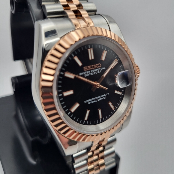 New Custom 36mm SeikoMod Automatic Watch - Picture 3 of 8